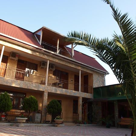 Mechta Guest House Tsandrypsh Ngoại thất bức ảnh